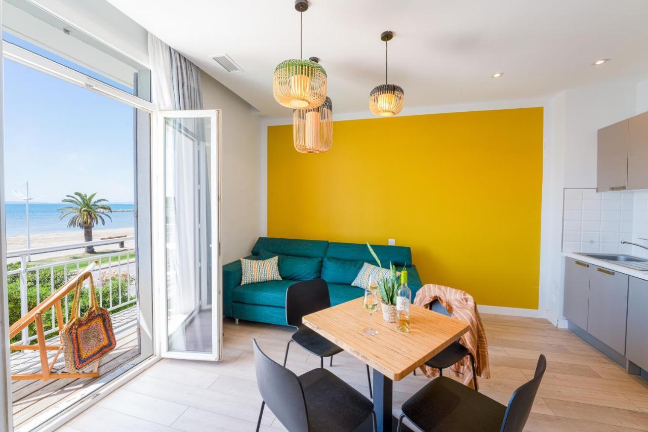 Hotel Cafe Miramar Le Grau-du-Roi Exteriör bild