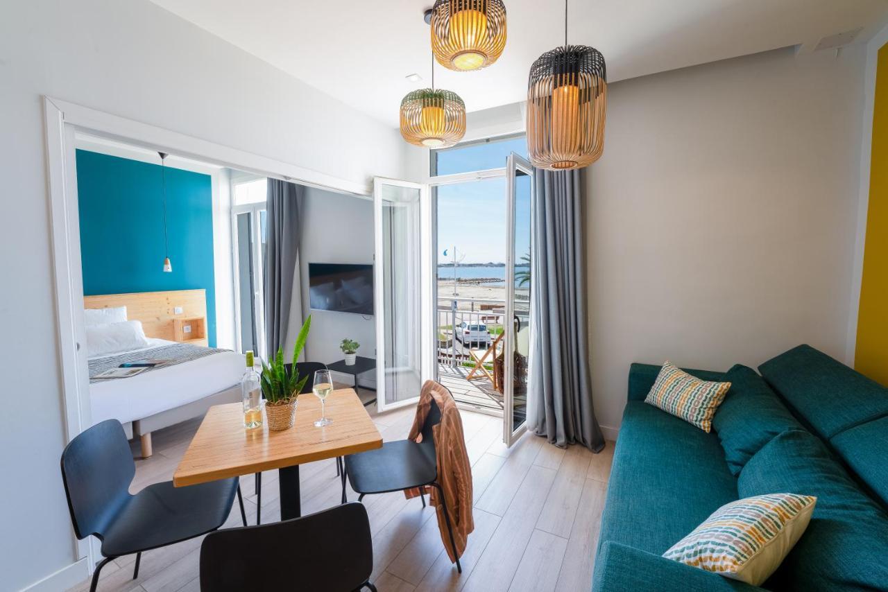 Hotel Cafe Miramar Le Grau-du-Roi Exteriör bild